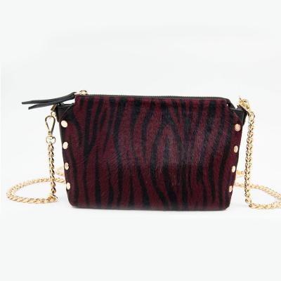 Hakiki Deri Bordo Kadın Zebra Baskılı Deri Omuz Çantası